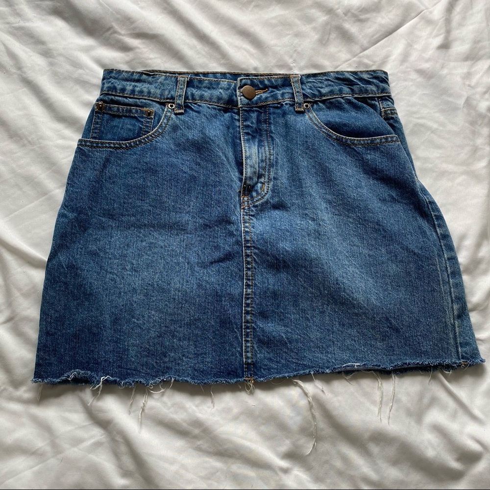 denim mini skirt - Picture 3 of 4
